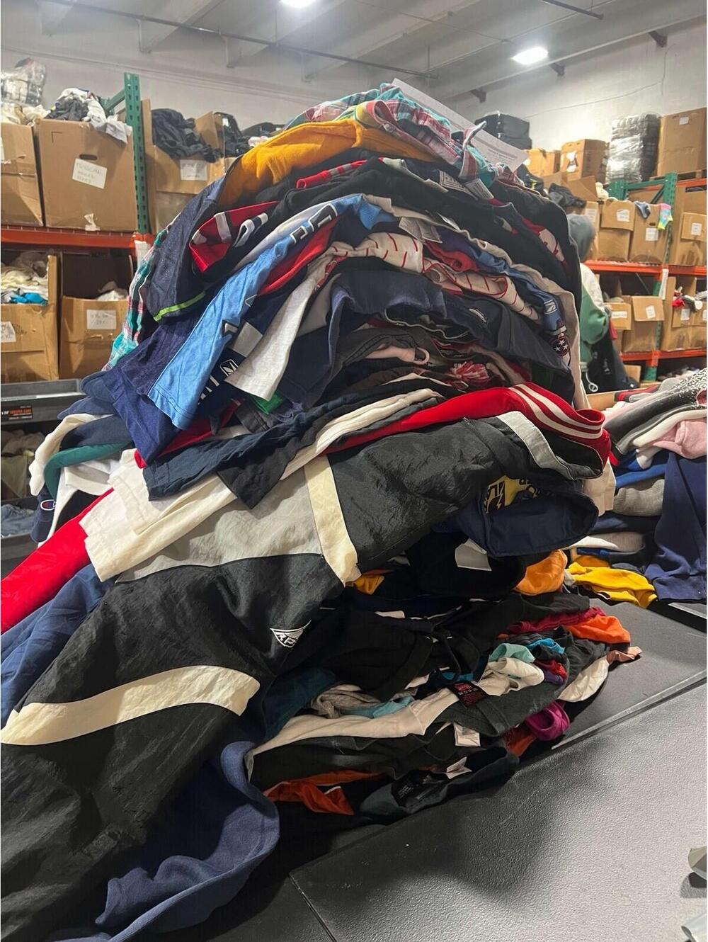 Men’d Vintage Clothing Mystery Box 15 Pcs Of High End Items